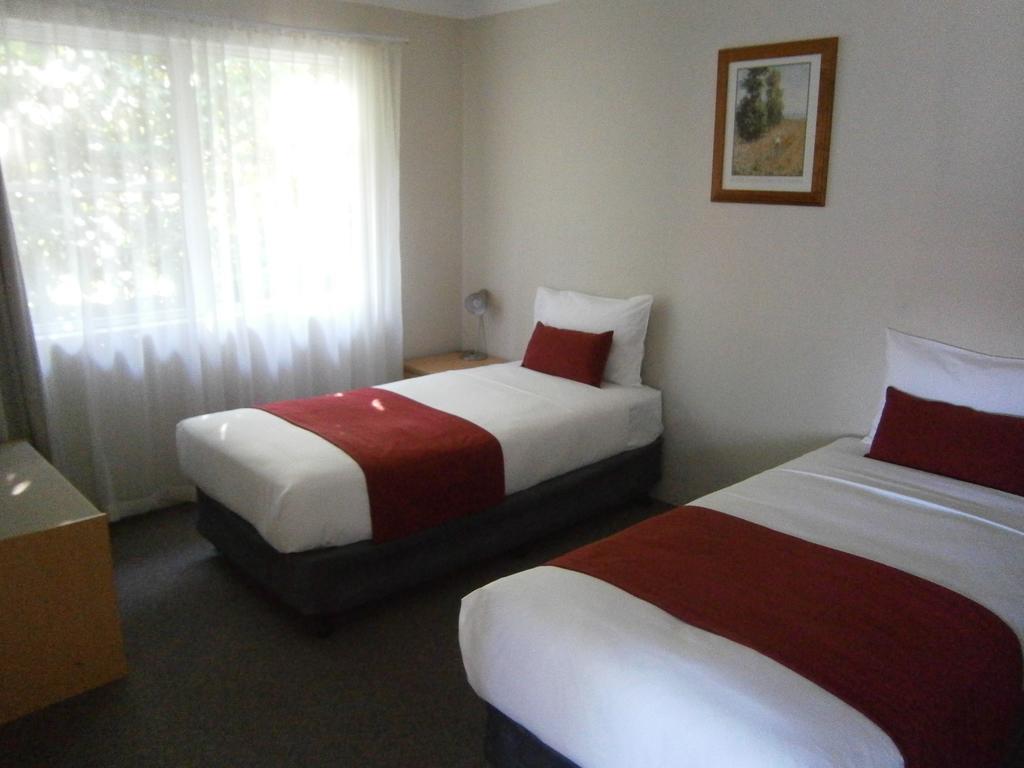 George Bass Motor Inn Nowra Zimmer foto